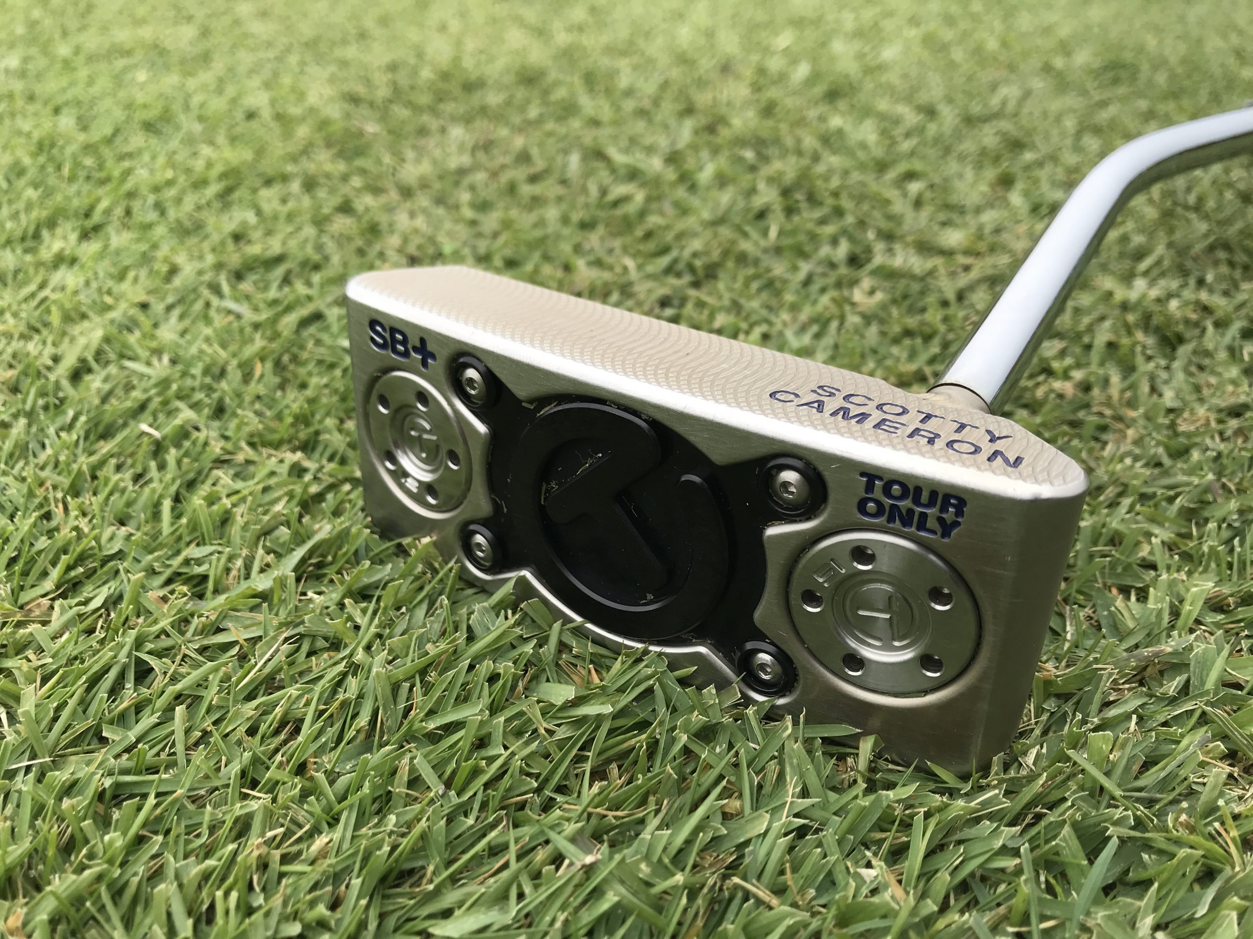 ISPS HANDA ガツーンと飛ばせ ツアートーナメント スコッティキャメロン ミュージアム&ギャラリー